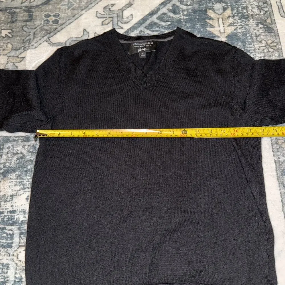 Banana Republic Mens Pullover Sweater Size S Italian Merino Yarn Baruffa Black